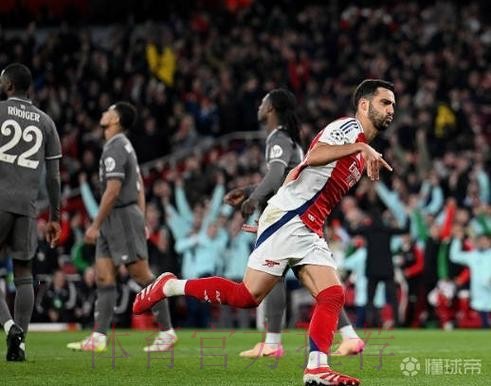 午间新闻速递:裤袜退出国家队 阿森纳签下梅里诺 午间新闻速递:裤袜退出国家队 阿森纳签下梅里诺